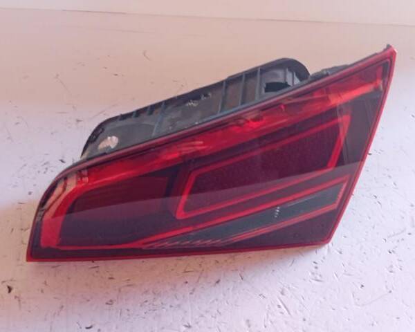 STOP DX PORTELLONE AUDI A3 2016 8V4945076