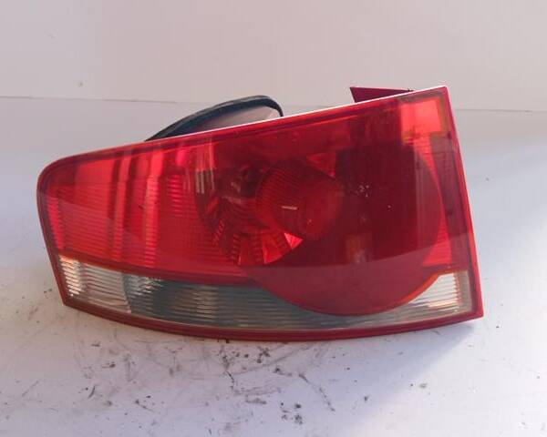 STOP SX SEAT ALTEA XL 2008 5P8945095A