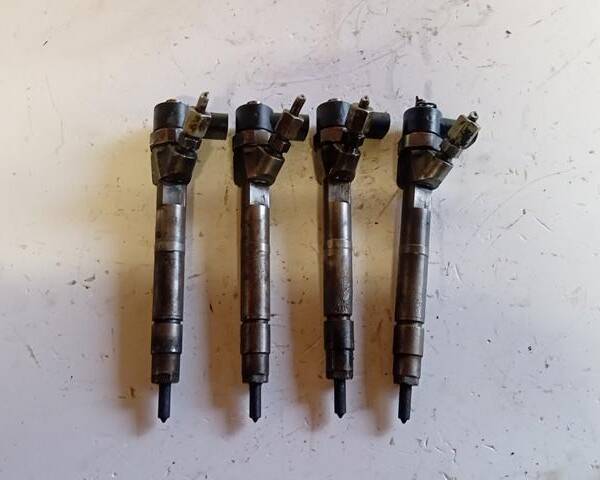 4 INIETTORI MERCEDES CLASSE E 2000 2.7 T.D. BOSCH 0445110025