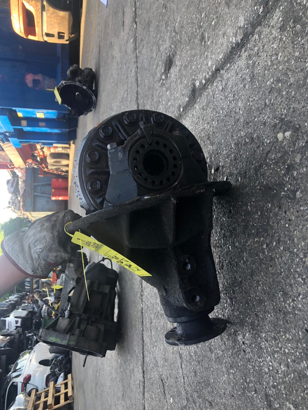 DIFFERENZIALE POST. HYUNDAI H1 2000 2.5 T.D. - immagine 3