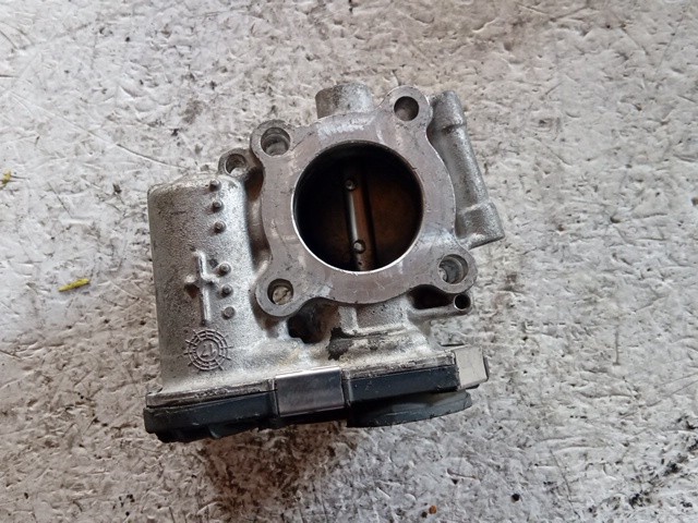 CORPO FARFALLATO PER OPEL Corsa D 5P 1° Serie 55562270 benzina 1229 (06>) - immagine 4