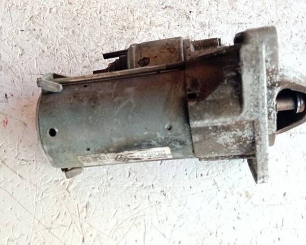 MOTORINO D' AVVIAMENTO PER RENAULT Clio Serie 233003329R K9KC6 diesel 1461 (08>