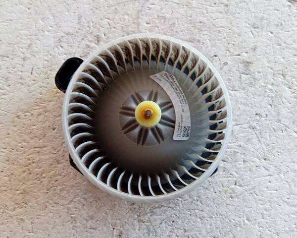 VENTOLA RISCALDAMENTO PER TOYOTA Yaris Serie 1NZ (17>20)