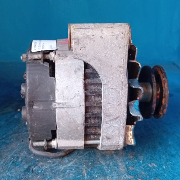 ALTERNATORE PER VOLKSWAGEN Golf 4 Berlina benzina 1390 (97>03)