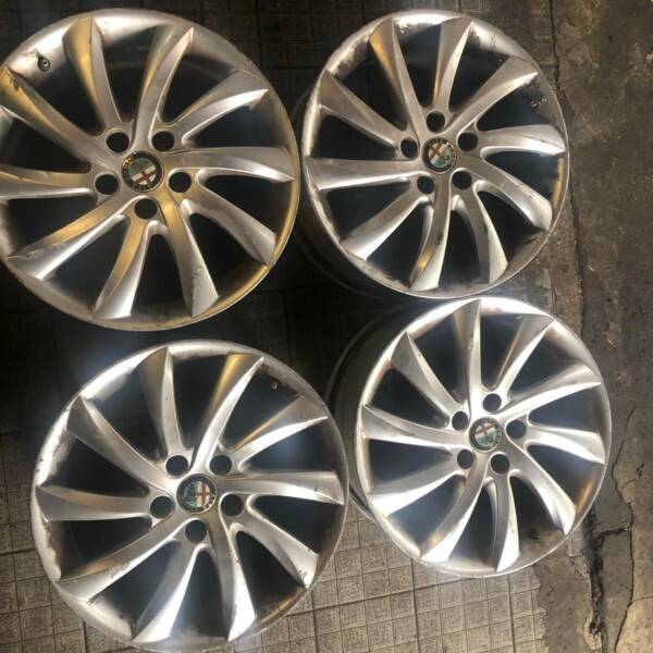 CERCHI IN LEGA PER ALFA ROMEO Giulietta Serie (940_) (10>13)