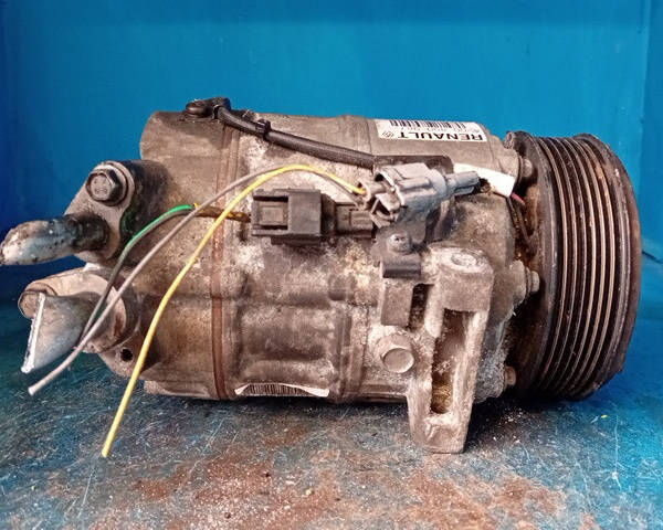 COMPRESSORE A/C PER RENAULT Laguna Berlina 4° Serie 8200890987 diesel 1998 (05>