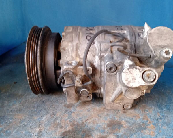 COMPRESSORE A/C PER VOLKSWAGEN Passat Berlina 3° Serie 4472208180 diesel 1896 (