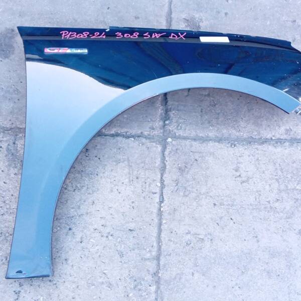 PARAFANGO ANTERIORE DESTRO PER PEUGEOT 308 SW BH01 (15>17)