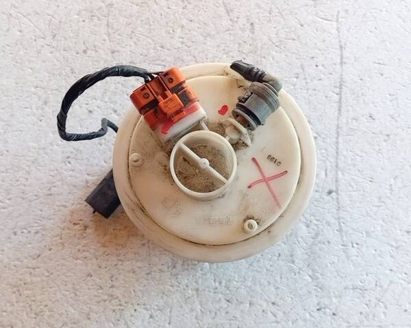 POMPA CARBURANTE PER FIAT Punto Berlina 5P 2° Serie 51709816 188A5000 benzina