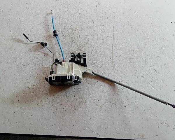 SERRATURA ANTERIORE DESTRA PER MERCEDES Classe A Serie (W176) A1667200435 (12>1