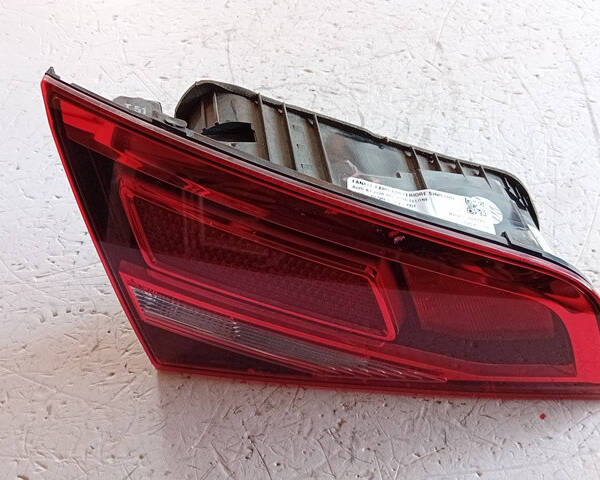 STOP POSTERIORE SINISTRO INTEGRATO NEL PORTELLO PER AUDI A3 Sportback (8YA) 8V4