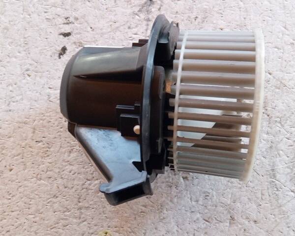 VENTOLA RISCALDAMENTO PER RENAULT Twingo III serie EE797001 (14>)