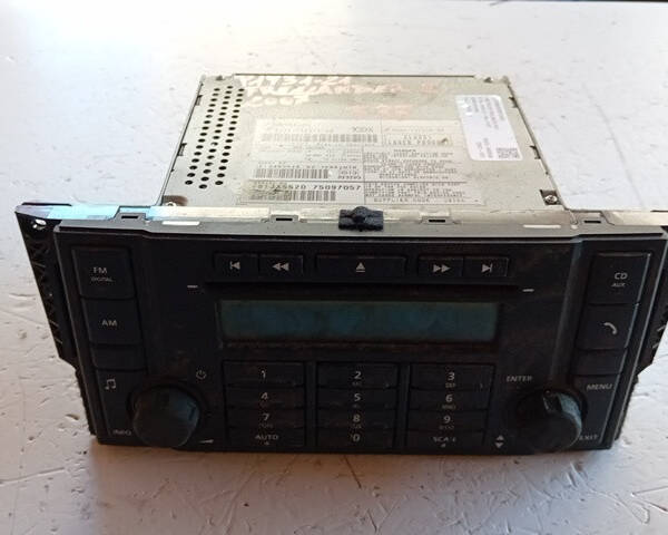 AUTORADIO PER LAND ROVER Freelander 3° Serie 6G9N14C230NG (06>11)