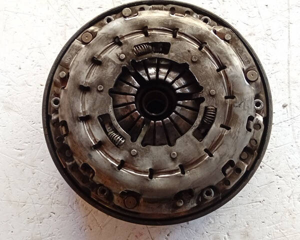 KIT FRIZIONE E VOLANO PER BMW X3 1° Serie N47D20A diesel 1995 (04>10)