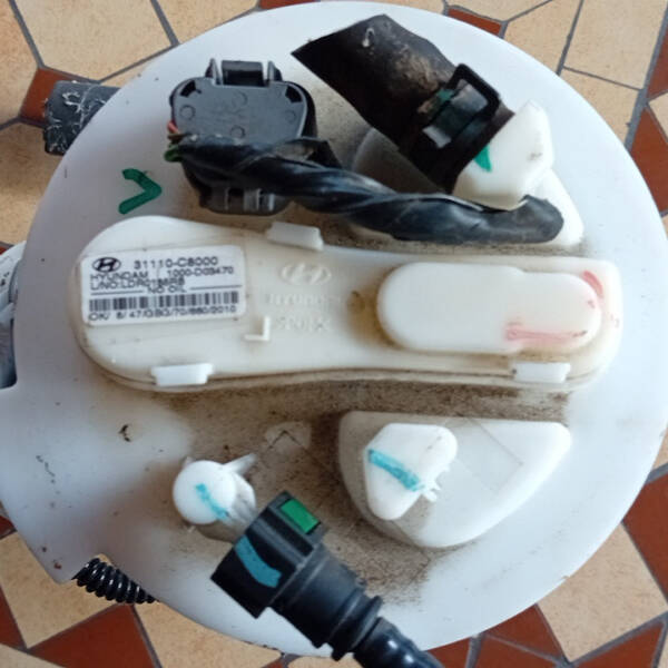 POMPA CARBURANTE PER HYUNDAI i20 1° Serie 31110C8000 benzina 1248 (08>14)