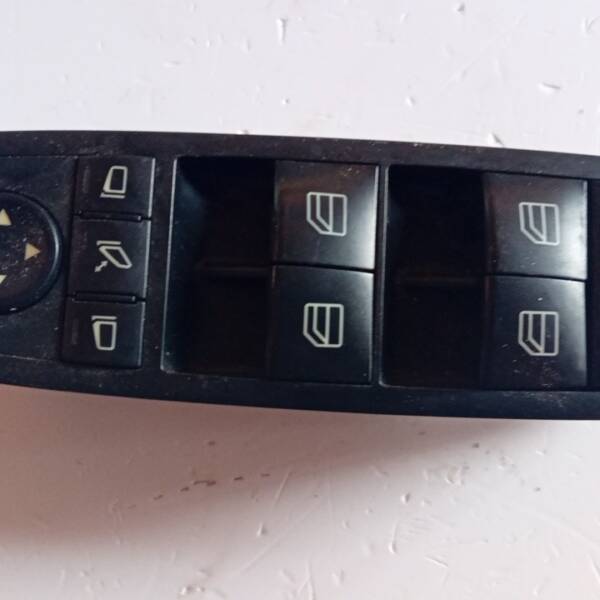 PULSANTIERA ANTERIORE SINISTRA PER MERCEDES Classe A W169 3° Serie A1698206710