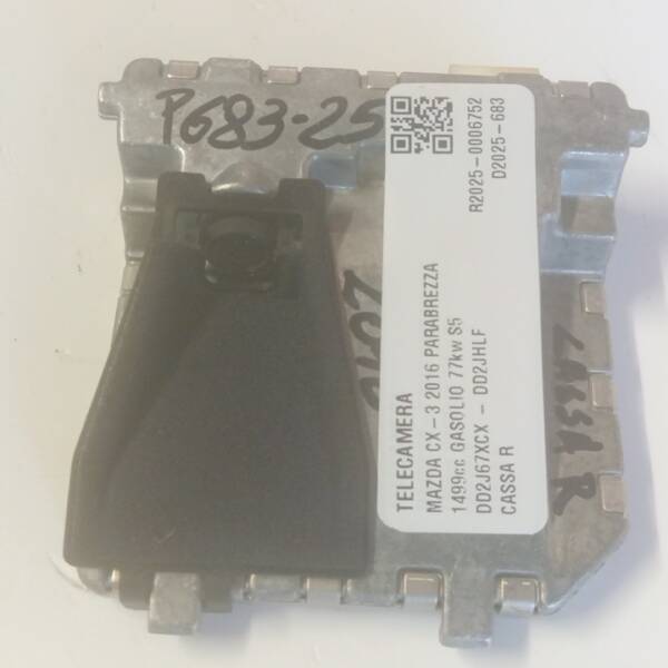 TELECAMERA ANTERIORE PER MAZDA CX3 Serie DD2J67XCX - DD2JHLF (15>)