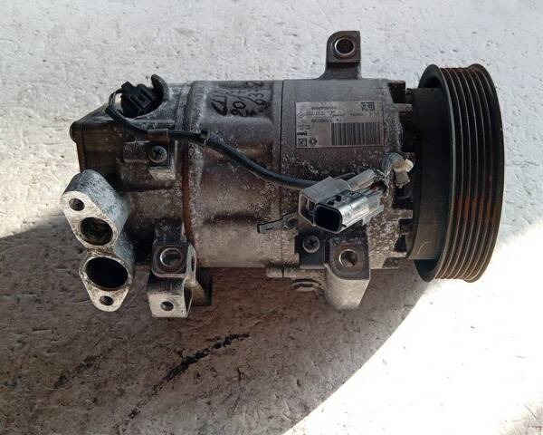 COMPRESSORE A/C PER RENAULT Clio Serie IV 926004990R K9K E6 diesel 1461 (12>19)