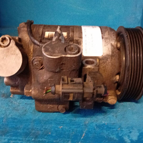 COMPRESSORE A/C PER VOLKSWAGEN Fox 1° Serie 6Q0820808G BMD benzina 1198 (05>11)