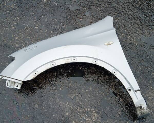 PARAFANGO ANTERIORE SINISTRO PER NISSAN Qashqai 2° Serie M9R (10>13)