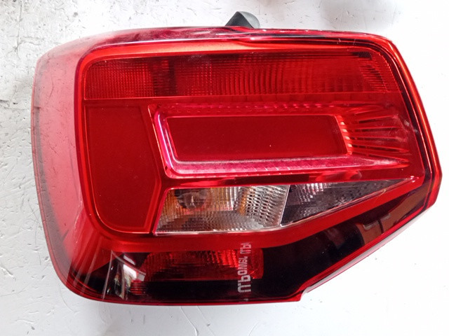 STOP FANALE POSTERIORE SINISTRO PER AUDI Q2 Serie (GAB) 81A945069B (16>)