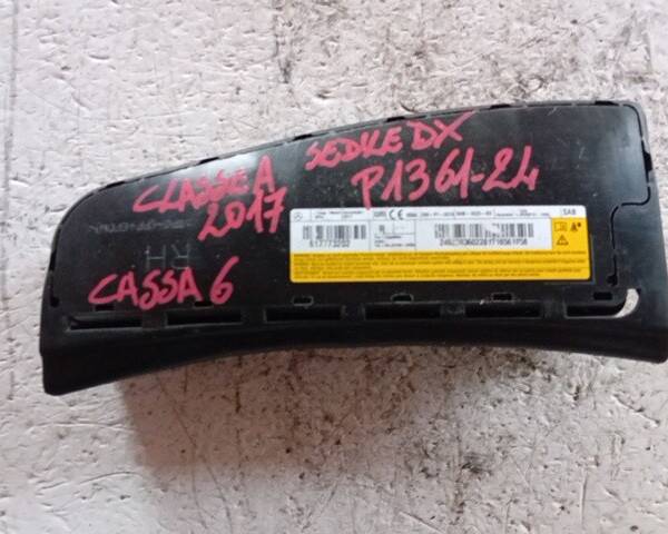 AIRBAG SEDILE DESTRO PER MERCEDES Classe A Serie (W176) 617892400 (12>18)