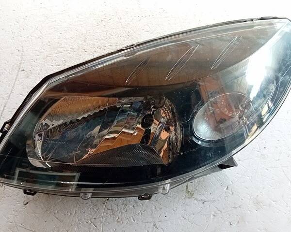 FARO ANTERIORE SINISTRO PER DACIA Sandero 1° Serie 0700808007 (08>12)