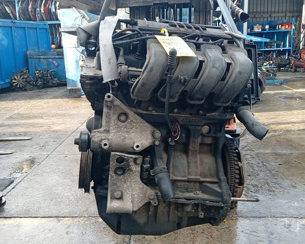 MOTORE COMPLETO PER RENAULT Clio Serie D4F B7 benzina 1149 (01>05)