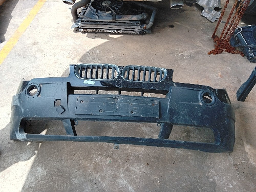 PARAURTI ANTERIORE COMPLETO PER BMW X3 1° Serie 204D4 (04>10)