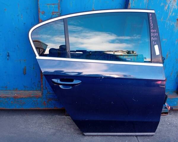 PORTIERA POSTERIORE DESTRA PER VOLKSWAGEN Passat Berlina 5° Serie CFG (10>15)
