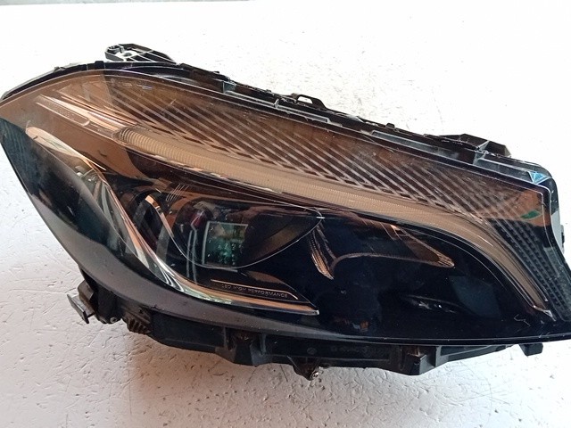 FARO ANTERIORE DESTRO PER MERCEDES Classe A Serie (W176) A1769069000 (12>18)