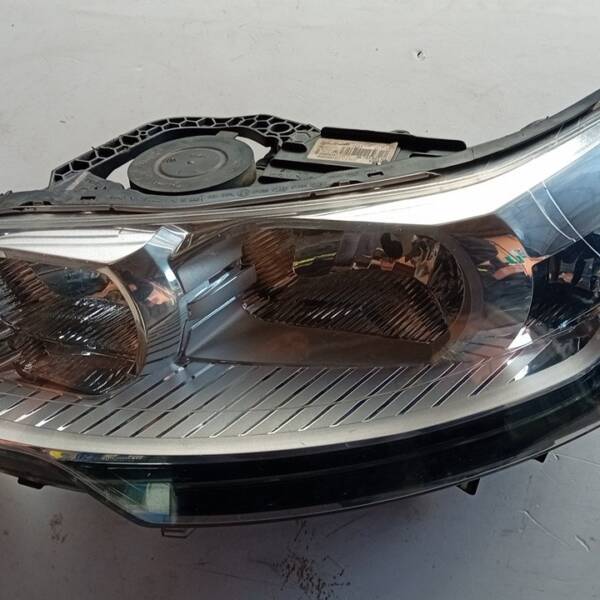 FARO ANTERIORE SINISTRO PER CITROEN C5 Break 3° Serie 89905351 (08>)