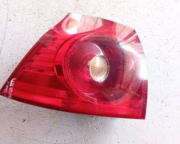 STOP FANALE POSTERIORE SINISTRO PER VOLKSWAGEN Golf 5 Berlina 1K6945095G (03>08
