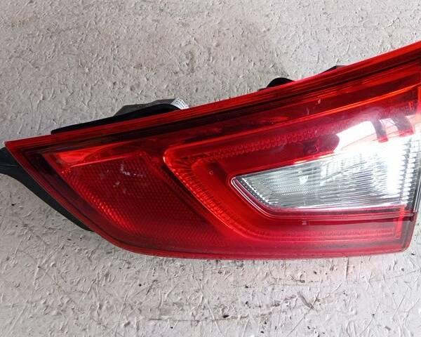 STOP POSTERIORE DESTRO INTEGRATO NEL PORTELLO PER NISSAN Qashqai Serie (14>)