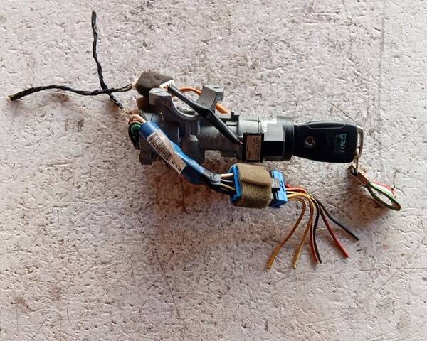 BLOCCASTERZO PER SSANGYONG Tivoli Serie K8697034001 (15>)