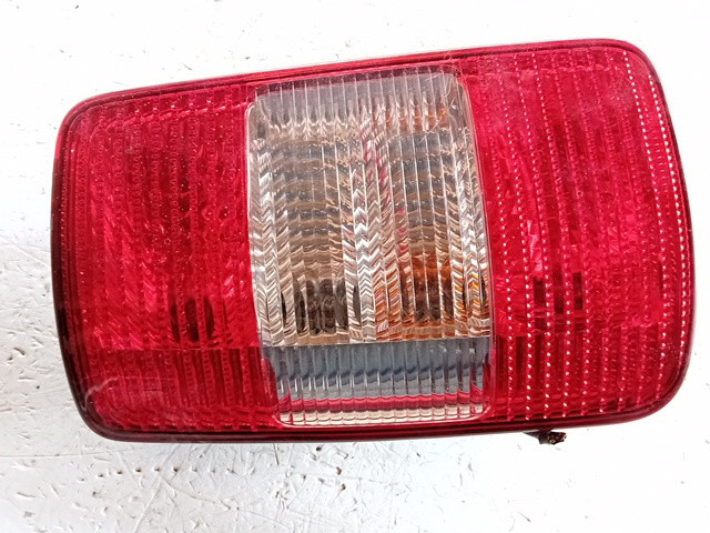 STOP FANALE POSTERIORE SINISTRO PER VOLKSWAGEN Caddy 3° Serie 2K0945111A (04>1