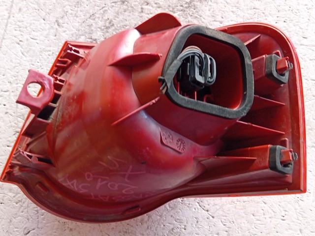 STOP FANALE POSTERIORE SINISTRO PER VOLKSWAGEN Passat Variant 4° Serie (05>10) - immagine 6