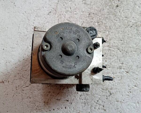 CENTRALINA ABS PER AUDI A6 Berlina Serie C5 (4B2) 0265225121 diesel 2496 (97>04