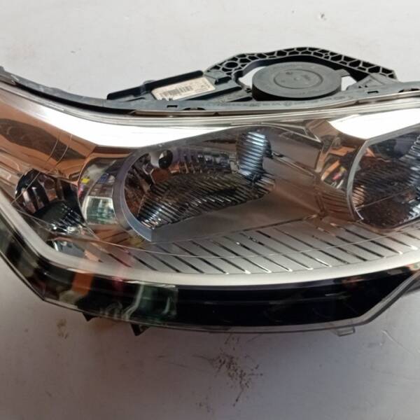 FARO ANTERIORE DESTRO PER CITROEN C5 Break 3° Serie 89905350 (08>)