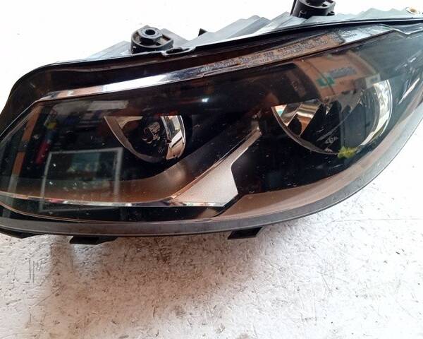 FARO ANTERIORE SINISTRO PER VOLKSWAGEN Touran 3° Serie 1T1941005G (10>15)