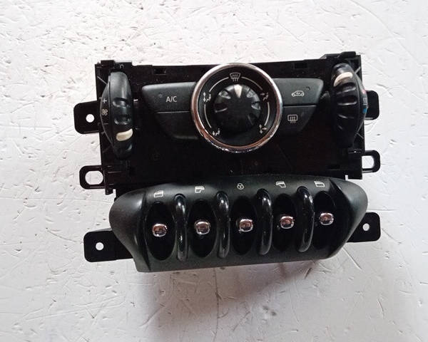 PULSANTIERA ALZAVETRI CENTRALE PER MINI Countryman 1° Serie E1060548 (10>)