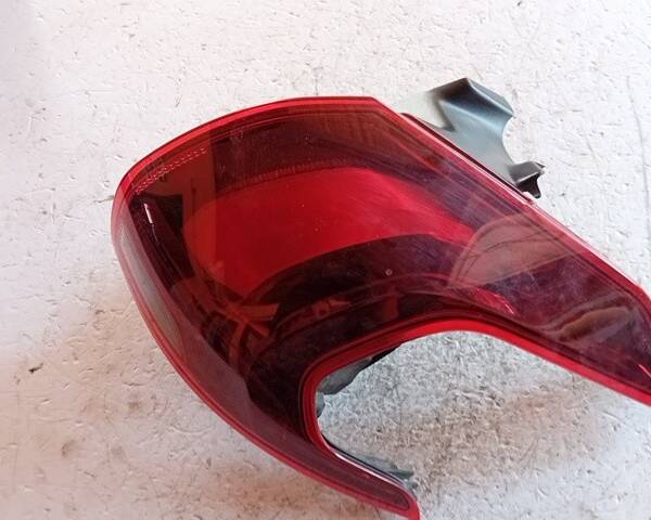 STOP FANALE POSTERIORE DESTRO PER PEUGEOT 2008 Serie 002008410 (19>)